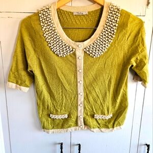 Darling green cropped faux pearl short sleeved sweater Size S